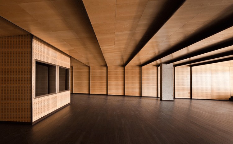 江蘇徐州接待室穿孔藝術(shù)吸音板聲學(xué)工程-1